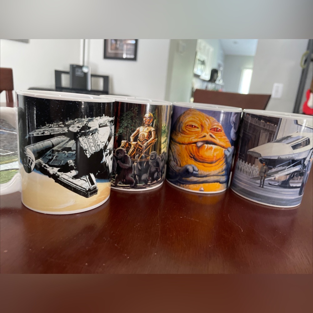 Set Of 4 Star Wars Galerie mugs OG films RARE
